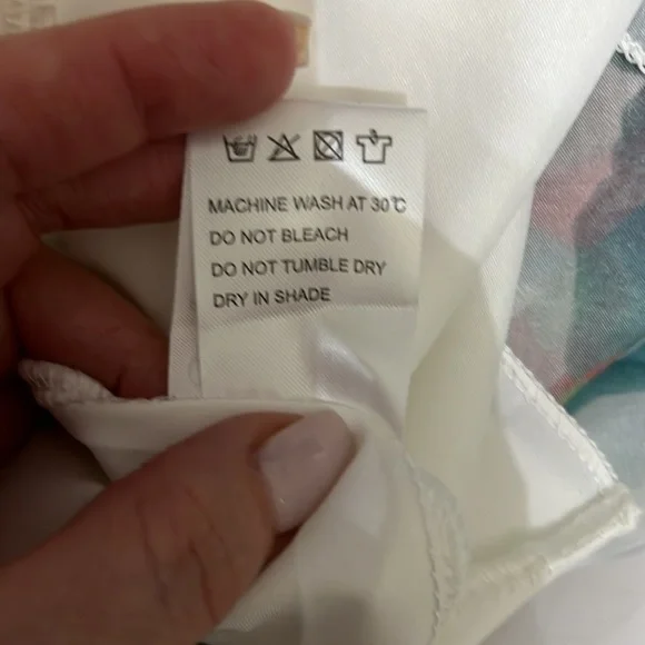 Chic Wish floral skirt - white with blue and coral - Picture 4 of 4